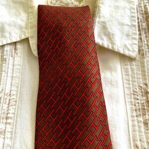 Hermes Silk Dress Tie Red H Logo Pattern Paris France
